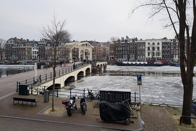 Private Dutch Pancake Cooking Class in an Amsterdam Canal Home - Sweet apple pancakes: caramelization is the whole point