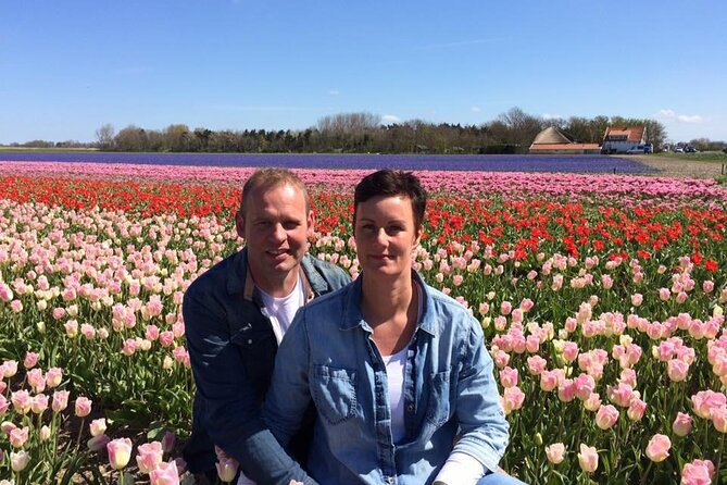 Private Guided Keukenhof Gardens and Zaanse Schans Tour - Keukenhof at the 12:30 rhythm: two hours to soak in the flowers