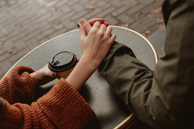 Private Love Story Photowalk Experience - Stop 3: The Jordaan for Portrait-Friendly Streets