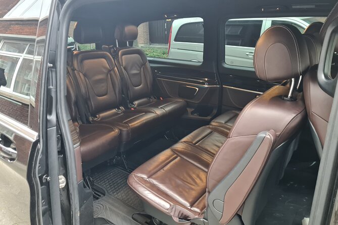 Private Minivan transfer to Rotterdam - Who This Transfer Fits Best (And Who Might Skip It)