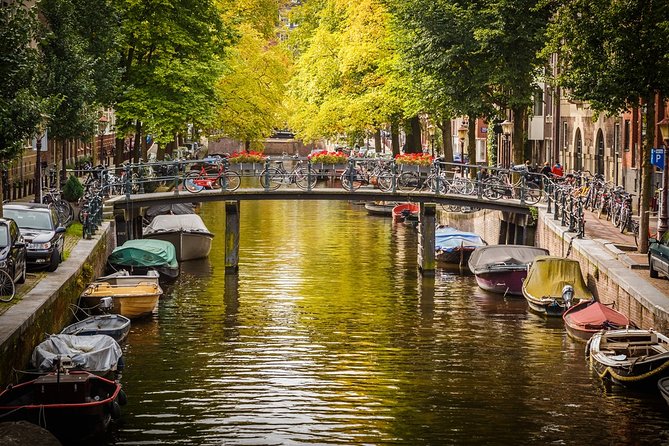 Private Roundtrip Transfer Schiphol Airport to Amsterdam - The Return Trip: Why 3 Hours Before Departure Is a Smart Choice