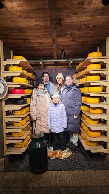 Private tour Mercedes Van, Zaandam, Zaanse Schans & Volendam - Key highlights to know before you go