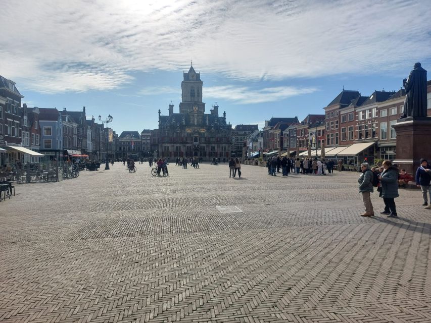 Private Tour of Delft + Visit to Royal Delft Museum - Delft Blue at work: what to look for so the time feels worth it