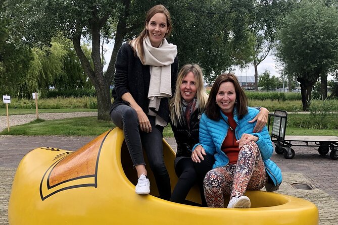Private Tour to Zaanse Schans, Volendam, and Marken - Henri Willig cheese farm: Gouda tasting with options you can actually take home
