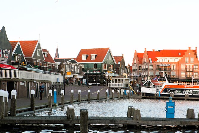 Private Tour to Zaanse Schans, Volendam, and Marken - Kerkbuurt Marken: colorful wooden houses, drawbridges, and a small harbor