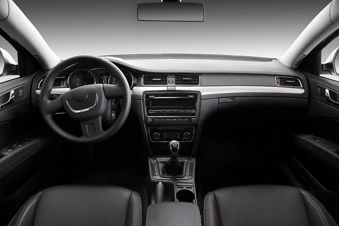 Private Transfer from Amsterdam City to Airport (AMS) - The Ride: What You Actually Get in the Vehicle