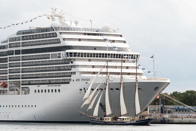 Private Transfer from Amsterdam to the Cruise Port in Rotterdam - Private transfer from Amsterdam to Rotterdam: what you’re actually buying