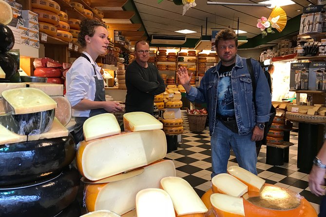 Private Walking Food Tour in Amsterdam - Stop 1: Old Amsterdam Cheese Store and the Mustard Combo