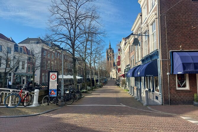 Private Walking Tour of Delft: Dive into the Dutch Golden Age - Prinsenhof: William of Orange’s assassination and Delft’s Orange link