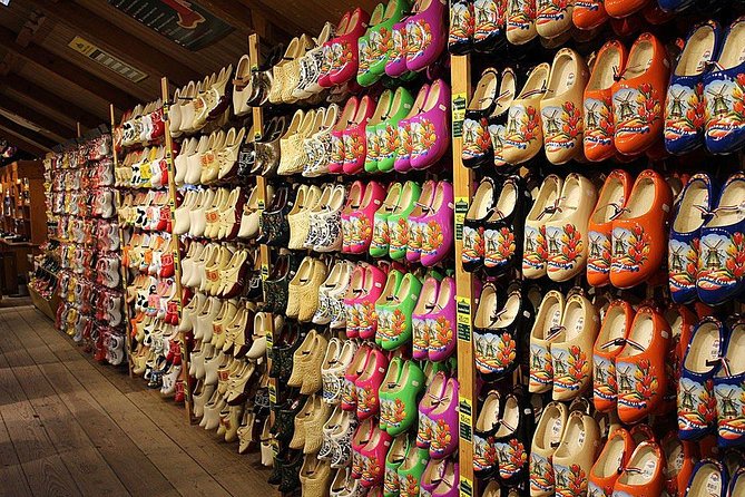 Private Zaanse Schans & Volendam Tour: Windmills, Cheese & Clogs - How Pickup and On-Board Wi-Fi Make the Route Easier