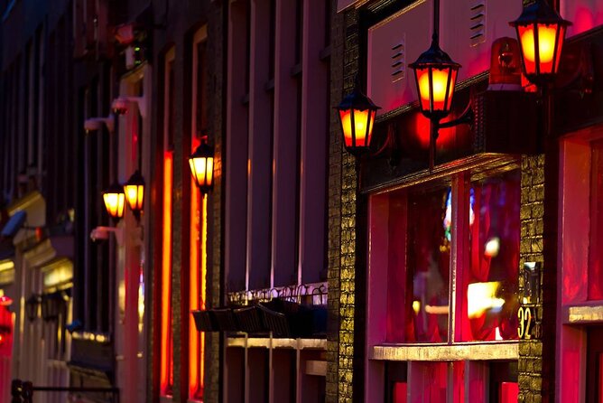 Red Light District Primetime Private Tour for 18+ Only - Key Things That Make This Night Tour Worth It