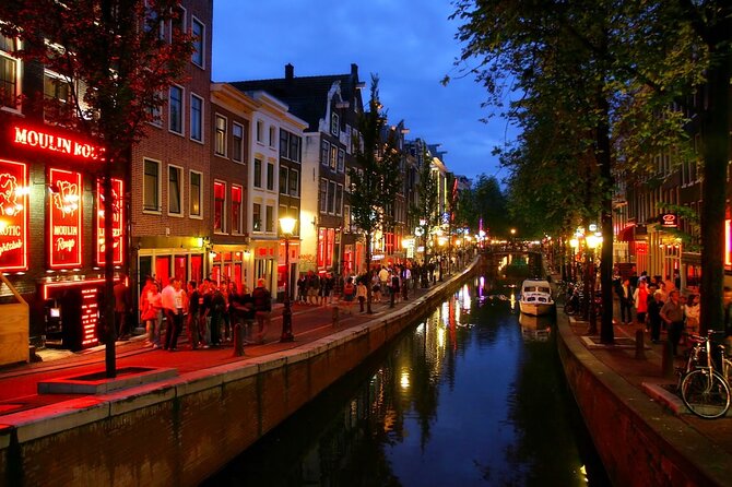 Red Light District Primetime Private Tour for 18+ Only - Stop 6: Oude Kerk, 1306 and the Disappearing Windows
