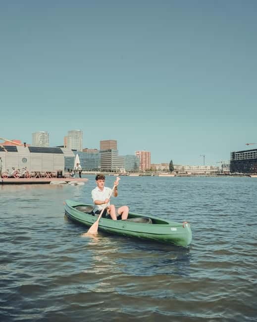 Rent a Canoe in Wijnhaven, Rotterdam - Key Points at a Glance