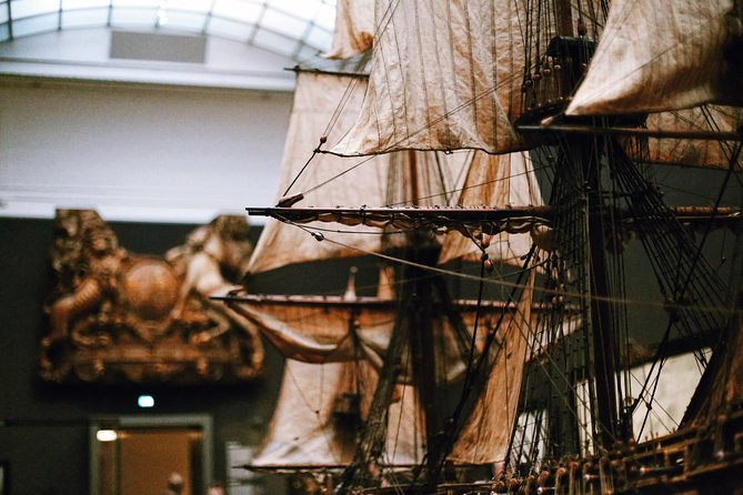Rijksmuseum Amsterdam Exclusive Guided Tour w/ Reserved Entry - Museum rules that can slow you down if you ignore them
