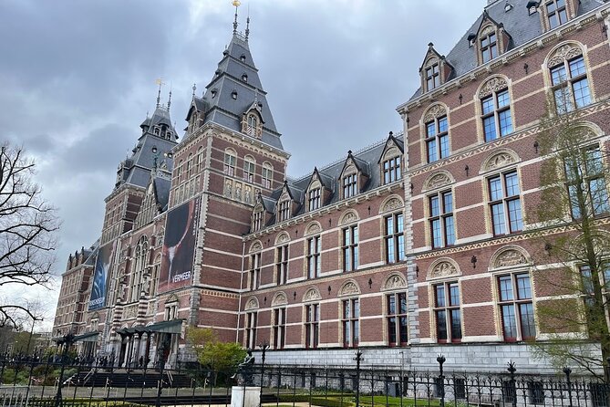 Rijksmuseum Amsterdam Ticket with Audio & Canal Cruise - What your English audio guide actually changes about the visit