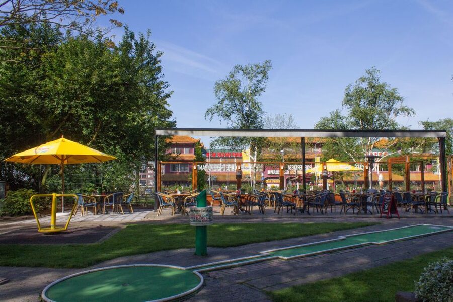 Rotterdam: 18-Hole Mini-Golf Game - What the 18 Holes Really Deliver (Different Layouts Keep You Paying Attention)