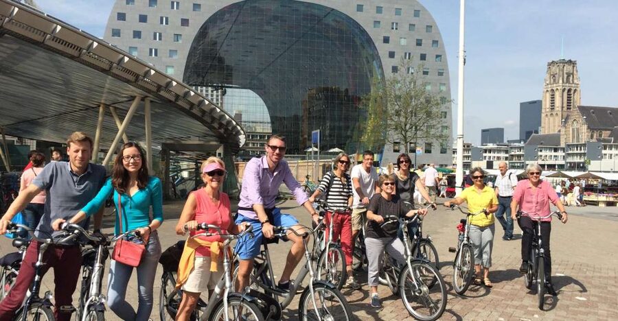 Rotterdam: 2.5-Hour Highlights Bike Tour - Central Station and Stadhuis: Rotterdam’s rebuilt civic core
