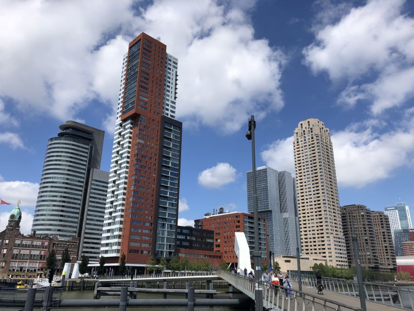 Rotterdam Architecture: Centre and South Bank with watertaxi - Price and fit for a 3-hour architecture hit