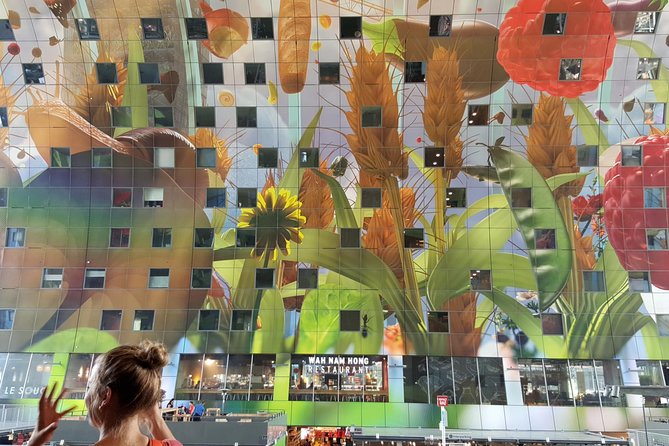 Rotterdam Bike Tour - all the Highlights - Kop van Zuid and Hotel New York on the Meuse