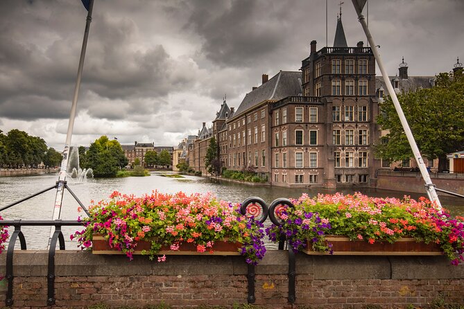Rotterdam, Delft and The Hague Guided Tour from Amsterdam - Stop 5: Delft, canals, churches, and time to wander