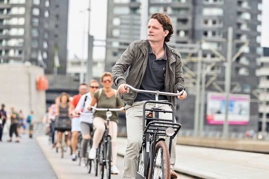 Rotterdam: Food Tour by Bike - The Craft Beer or Cider Finish, including a circular brewery