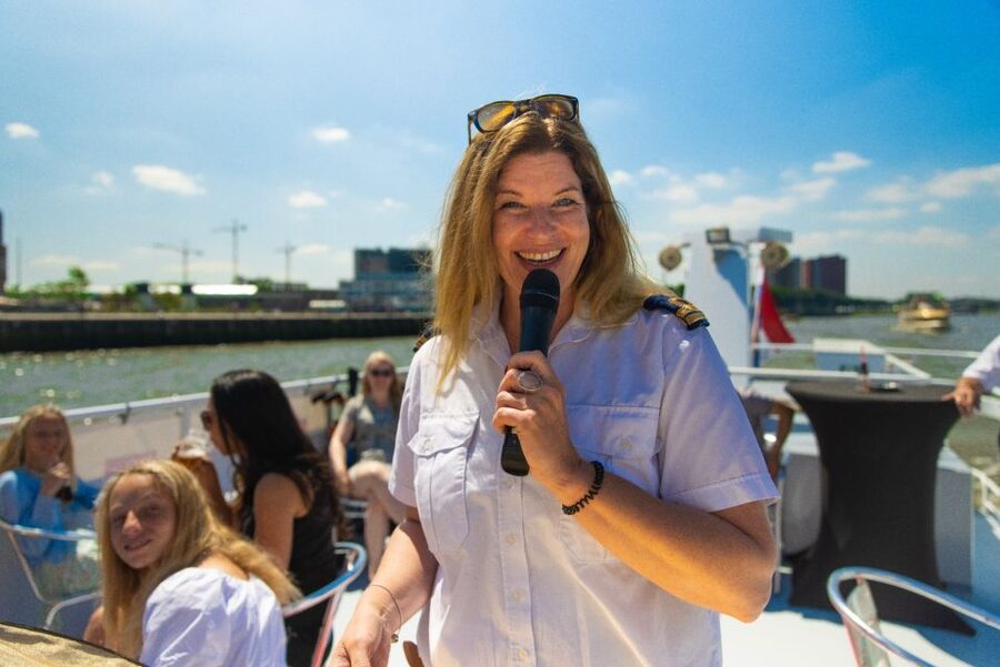 Rotterdam: Harbor Cruise with Live Guide - The onboard setup that makes 75 minutes feel comfortable