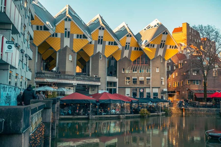 Rotterdam: Highlights, Gems, Architecture & History Walk - Veerhaven, Leuvehaven, and the harbor logic behind the city