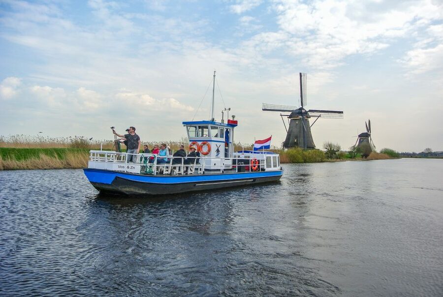 Rotterdam: Kinderdijk UNESCO World Heritage Entry Ticket - Timing it right with seasonal hours and the last-boat rule