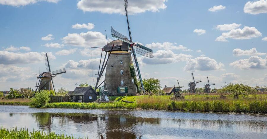 Rotterdam: Kinderdijk UNESCO World Heritage Entry Ticket - Who should book this Kinderdijk ticket?