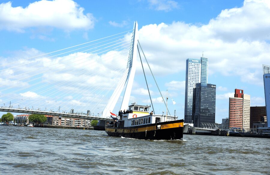 Rotterdam: Pub Cruise with Drinks and Bites - Price of $64 per person: is it worth it?