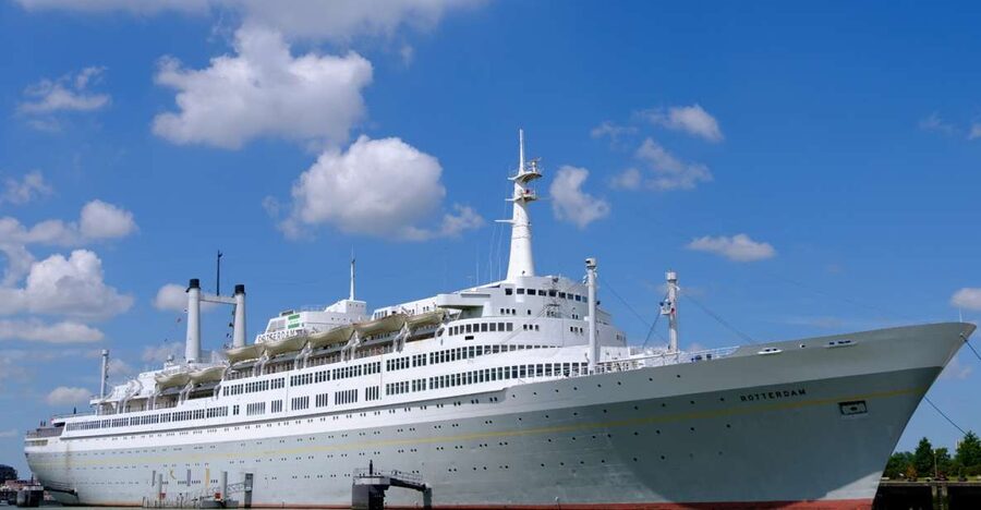 Rotterdam: Steamship Rotterdam Audio Tour Entry Ticket - Choose your route: Complete, Seabreeze Deluxe, or Steam and Chrome