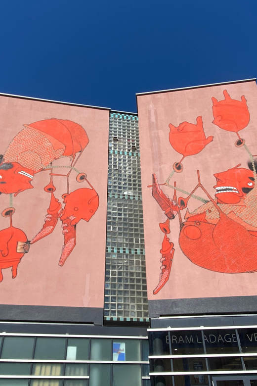 Rotterdam Street Art tour: Including specialised guide - West-Kruiskade: learning the street, not just the paint