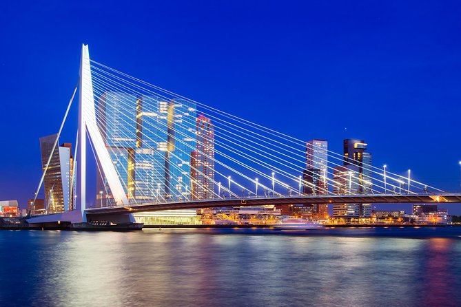 Rotterdam to Schiphol Airport & Amsterdam Private Transfer - The chauffeur style: calm driving and clear communication