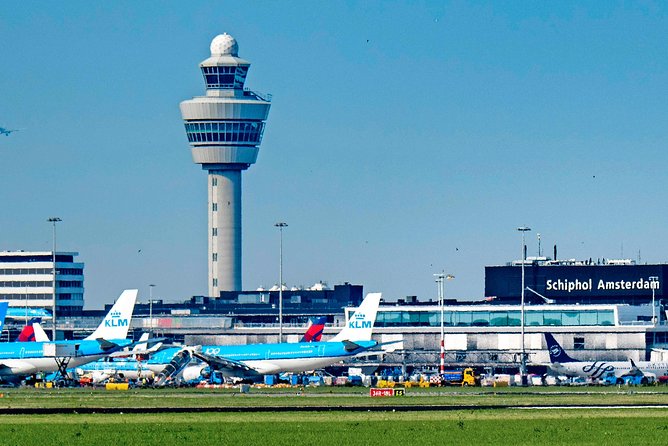 Roundtrip Transfer Schiphol - Amsterdam - Door-to-door VIP transfer across all of Amsterdam