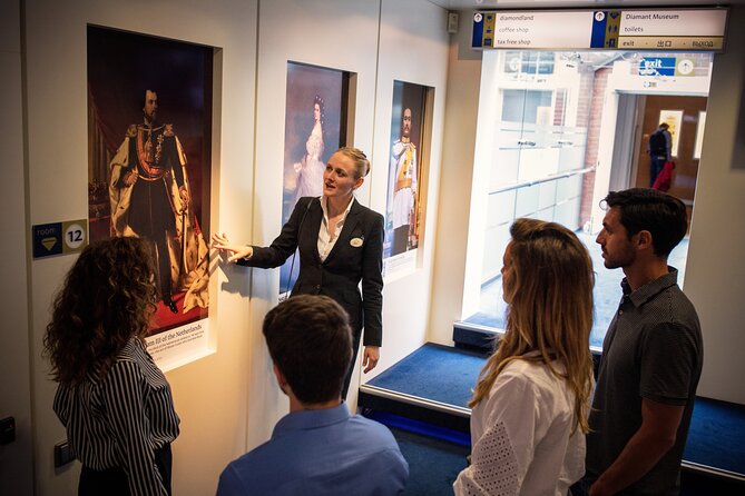 Royal Experience - Private Tour in World's Oldest Diamond Polishing Factory - Showroom time, big collections, and the Koh-i-Noor replica