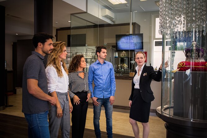 Royal Experience - Private Tour in World's Oldest Diamond Polishing Factory - Your guide’s “diamond 101” session, including the 4 C’s