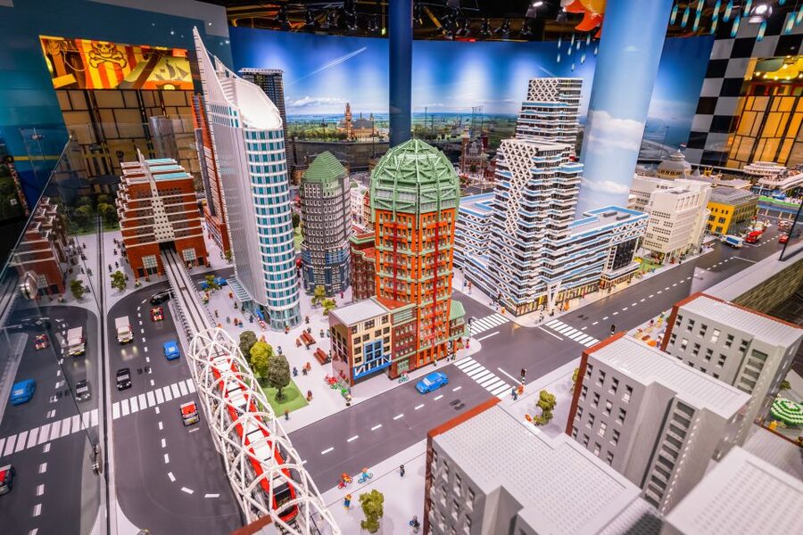 Scheveningen: LEGOLAND® Discovery Centre Entry Ticket - The interactive LEGO city ride and magic wand points