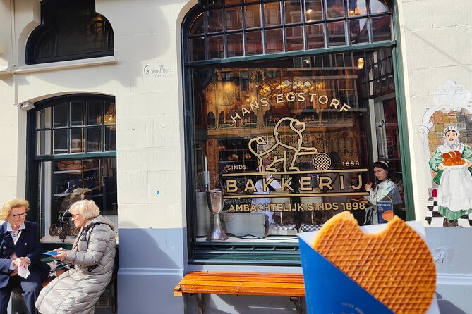 Skipping Lines & Sipping Beers: A History Tour of Amsterdam - Hans Egstorf: Fresh Stroopwafel From Amsterdam’s Oldest Bakery