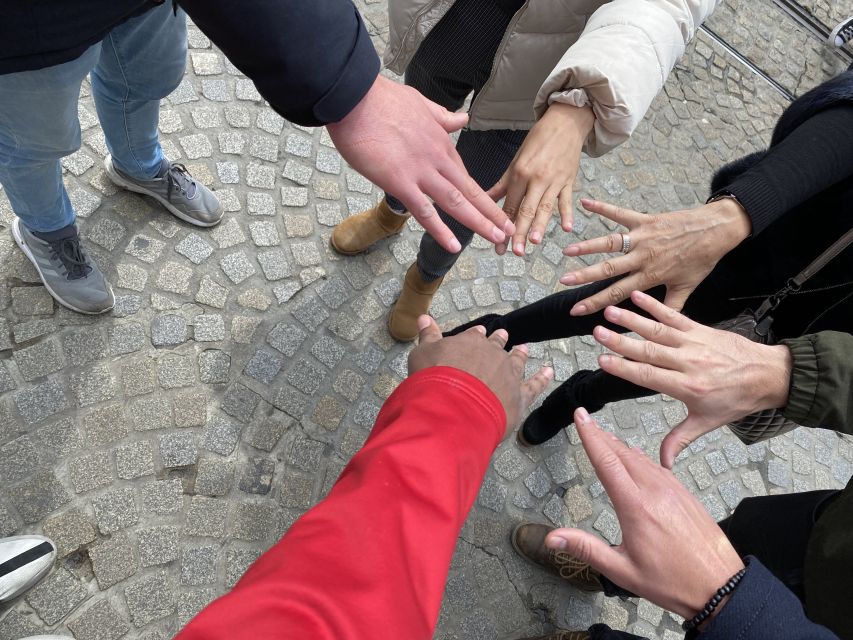 Sprechen Sie Gras? German Tour of Amsterdam's Coffeeshops - Price and group size: is $45 actually good value?