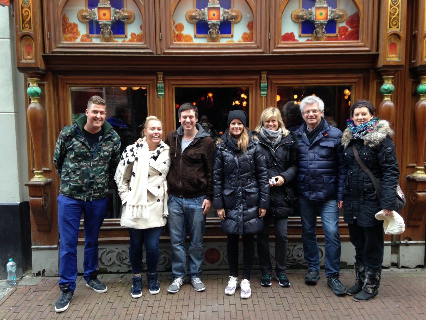 Sprechen Sie Gras? German Tour of Amsterdam's Coffeeshops - Old courtyards and the Ocean’s 12 angle: Amsterdam with personality