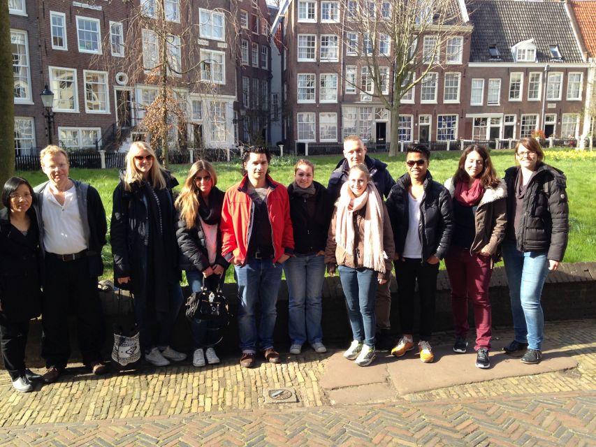 Sprechen Sie Gras? German Tour of Amsterdam's Coffeeshops - Begijnhof and the quiet contrast you need