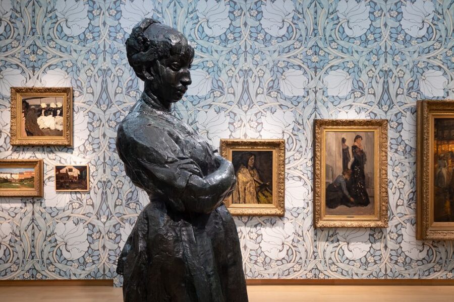 Stedelijk Museum for Modern and Contemporary Art Ticket - Who should book this ticket, and who should change tactics