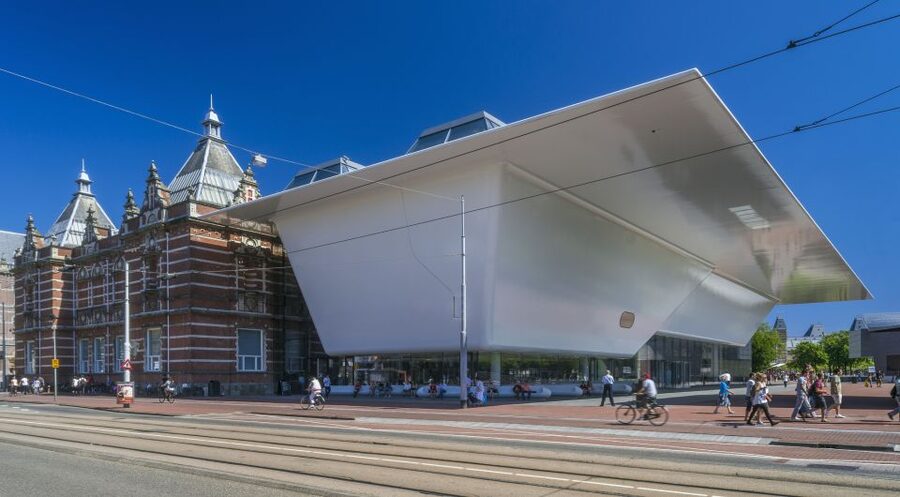 Stedelijk Museum for Modern and Contemporary Art Ticket - Arriving with a plan: tickets, entrance hall, lockers, and headphones