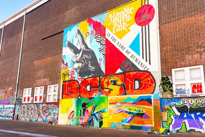Street Art Walking Tour, private local Dutch guide - The included ferry ride, a practical break that also helps you understand the city