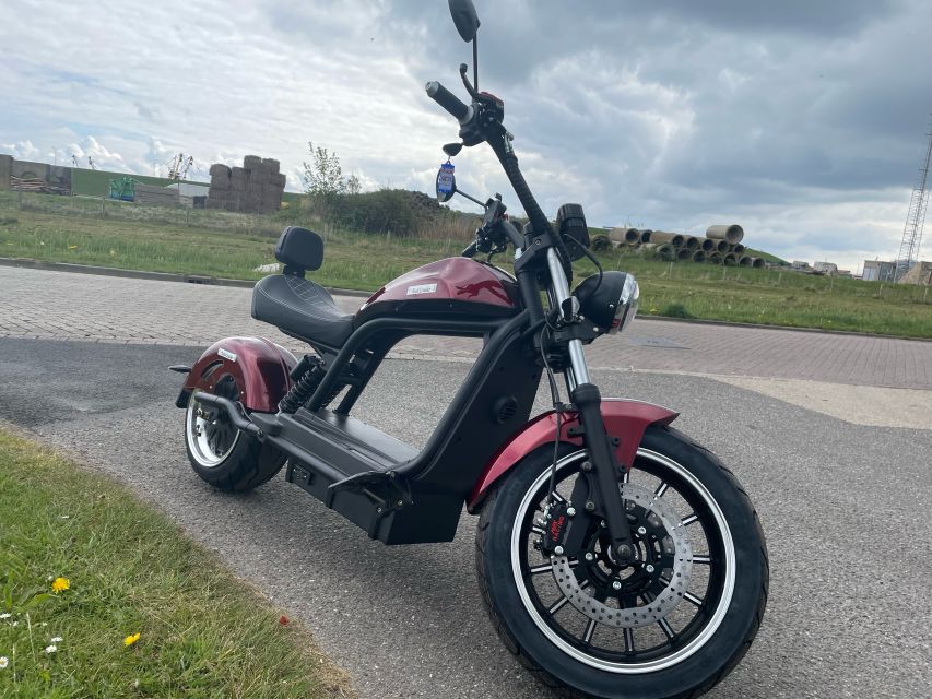 Texel: Explore Texel with a Café Cruiser E-scooter - Quick hits before you ride