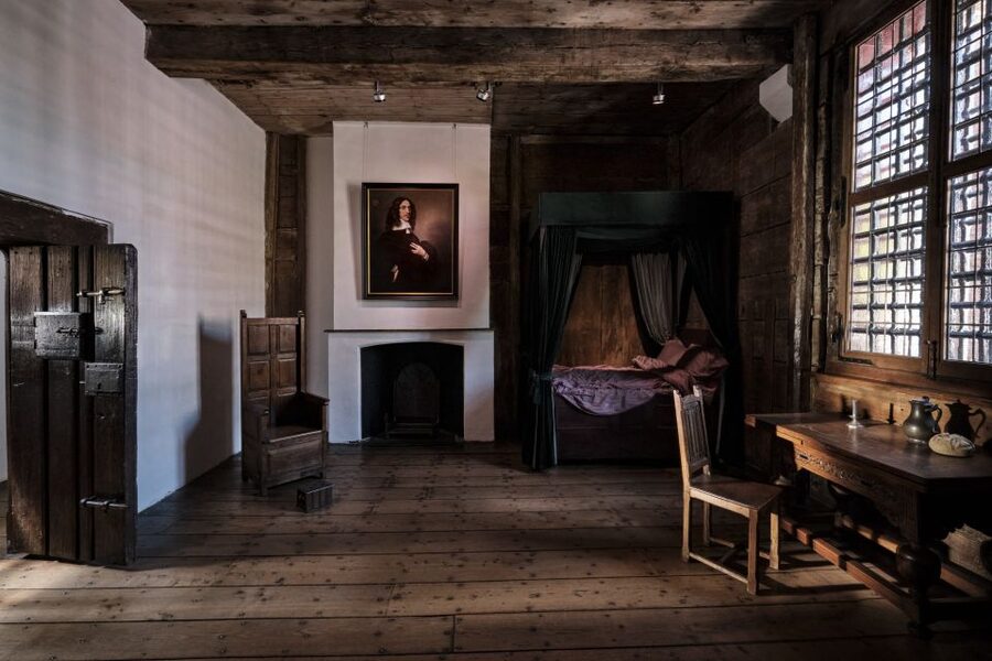 The Hague: Prison Gate Museum - De Witt brothers: when Dutch politics meets prison walls