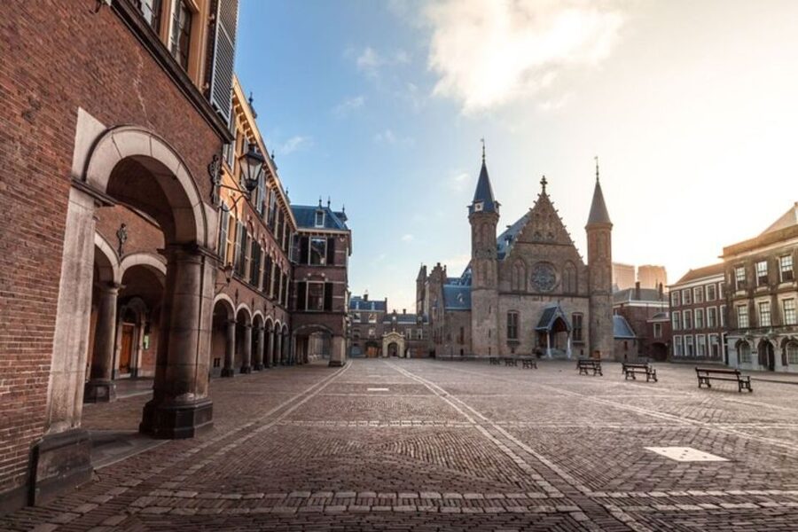 The Hague: Private Custom Walking Tour With A Local Guide - Customizing your itinerary: museums, pacing, and priorities