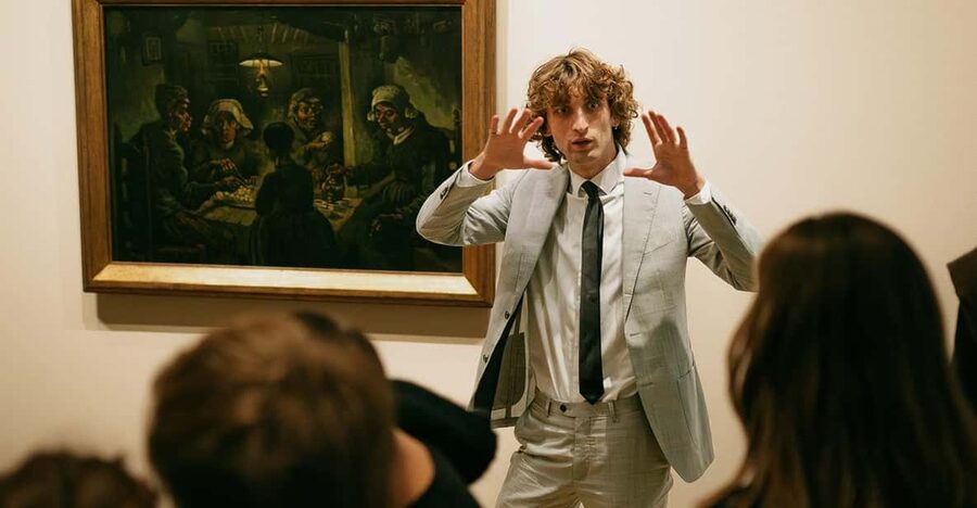 Tour in Spanish: Van Gogh Museum Private Tour - A structured 2-hour story: life stages that match what you see