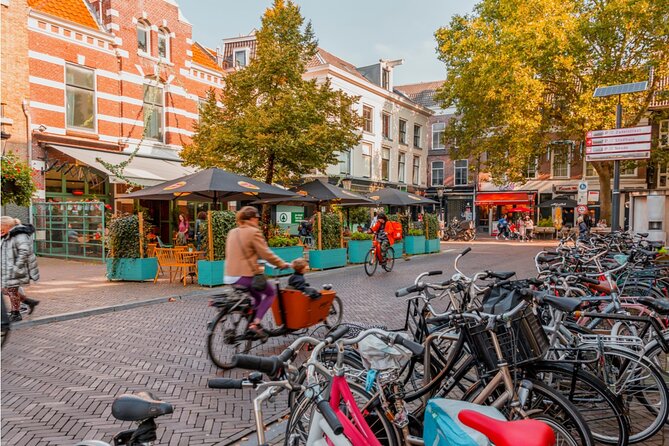 Utrecht Old Town: Medieval Monster Hunt & Walking Tour - Where it can disappoint: phone dependence and puzzle clarity