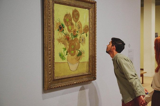 Van Gogh Museum with Audio Guide - How to use the chronological display without getting lost